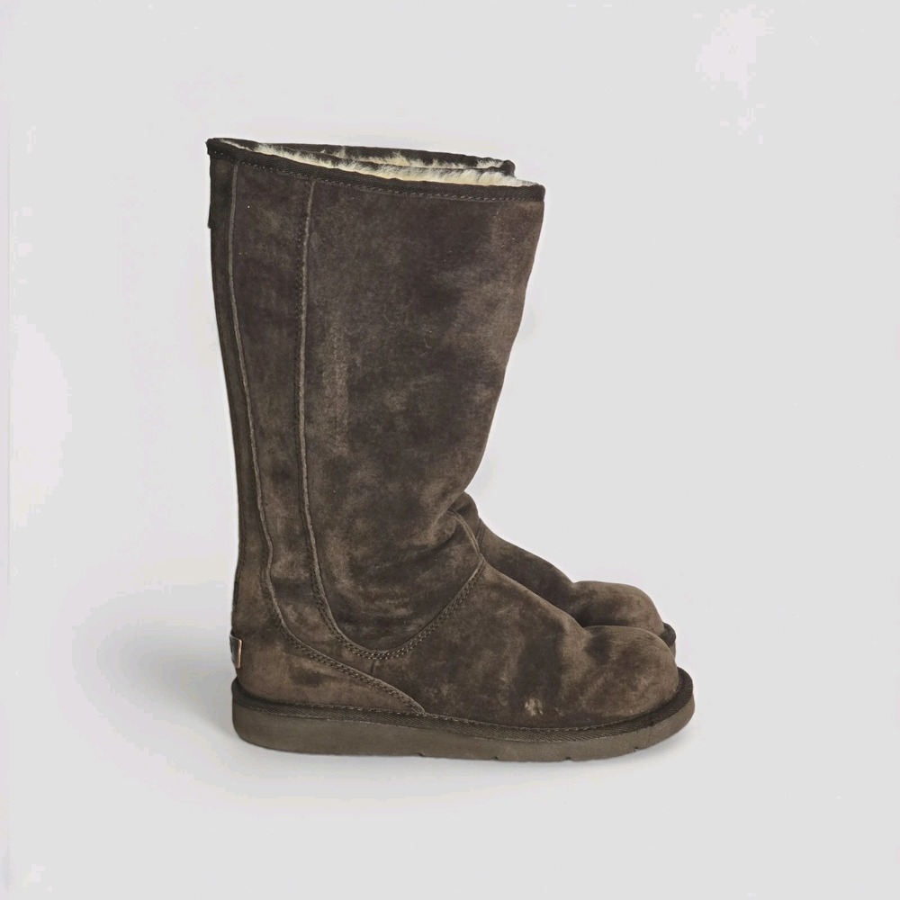 UGG Classic Tall 5119 Boots Women's 8 Chocolate Brown Sheepskin Suede Winter